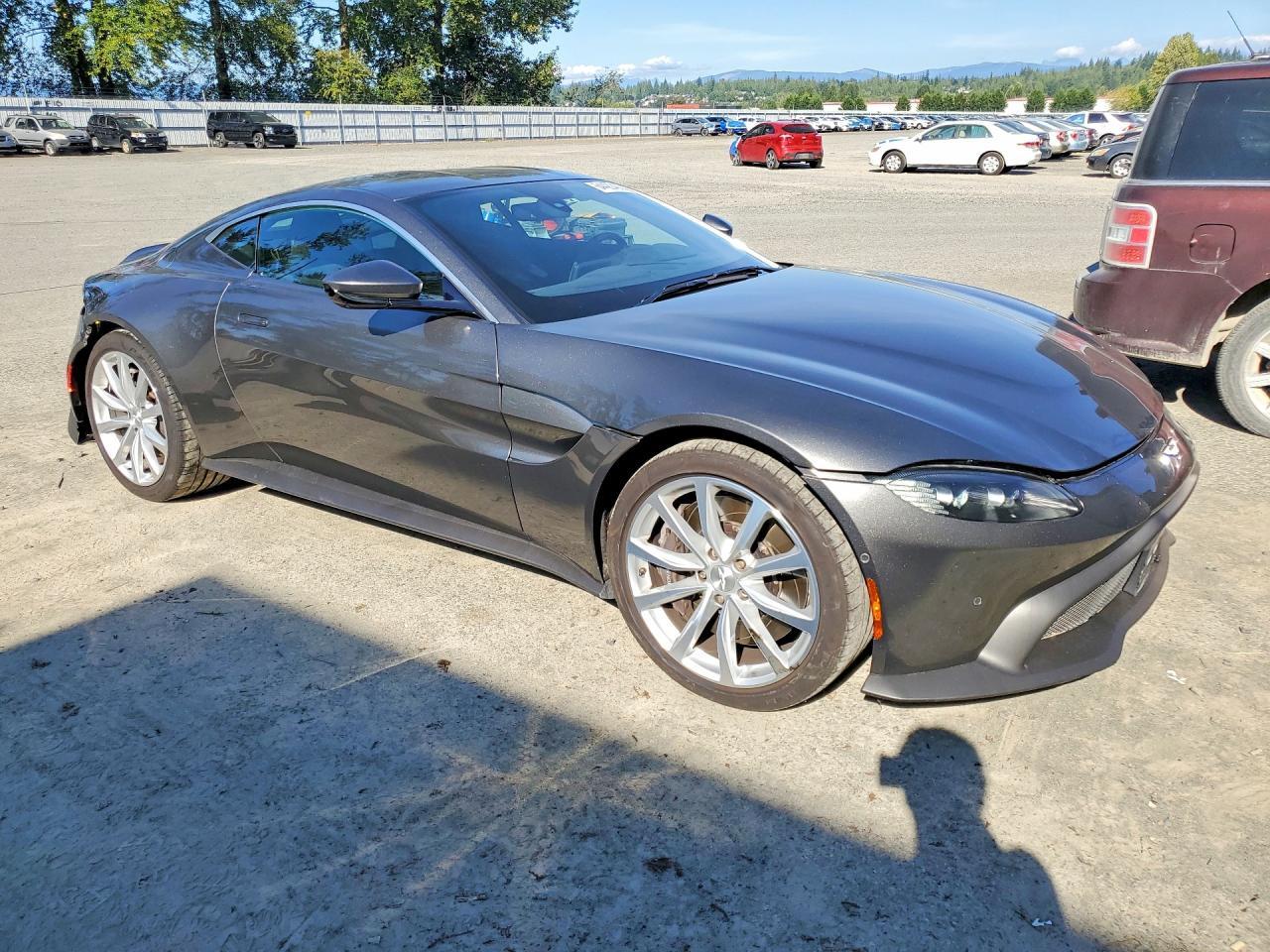 2020 ASTON MARTIN VANTAGE — Фото 4 из 13