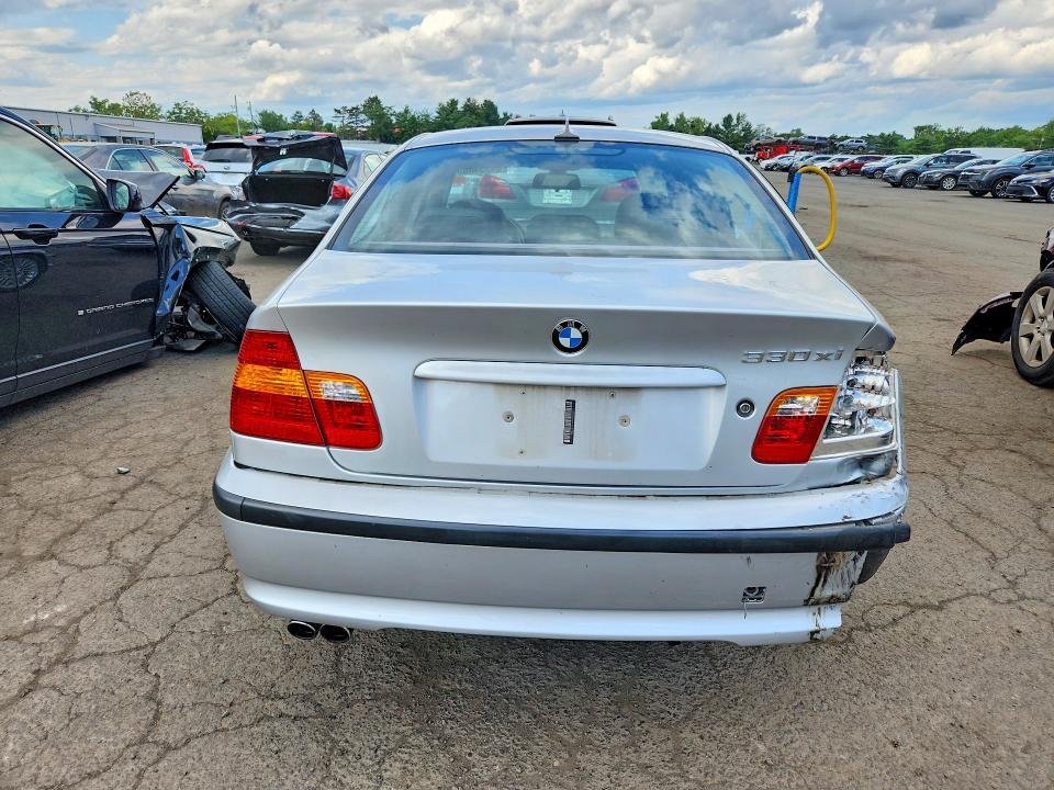 2004 BMW 330 XI — Фото 6 из 15