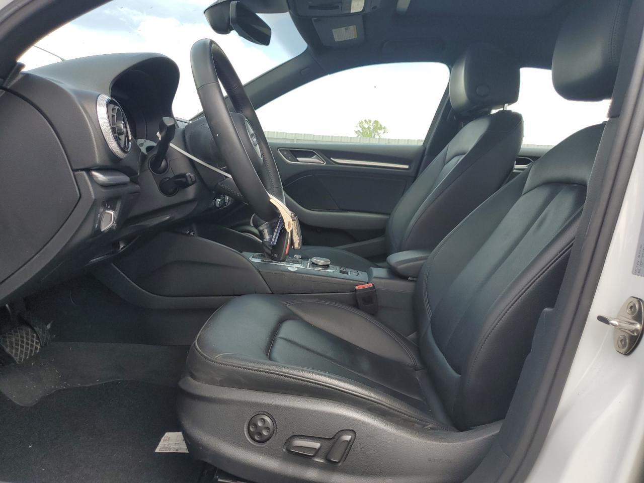 2020 AUDI A3 PREMIUM PLUS — Фото 7 из 12