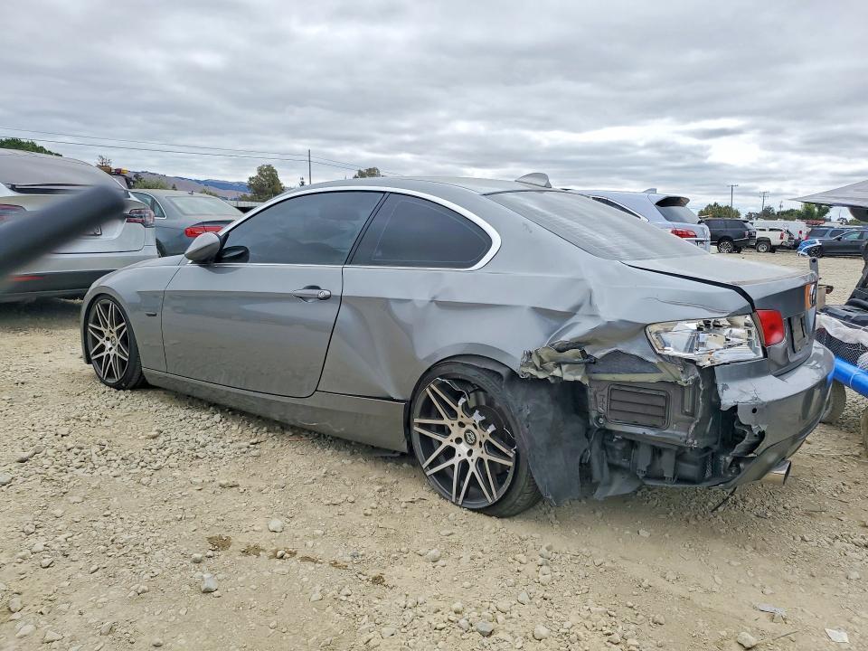 2008 BMW 335 I — Фото 2 из 12