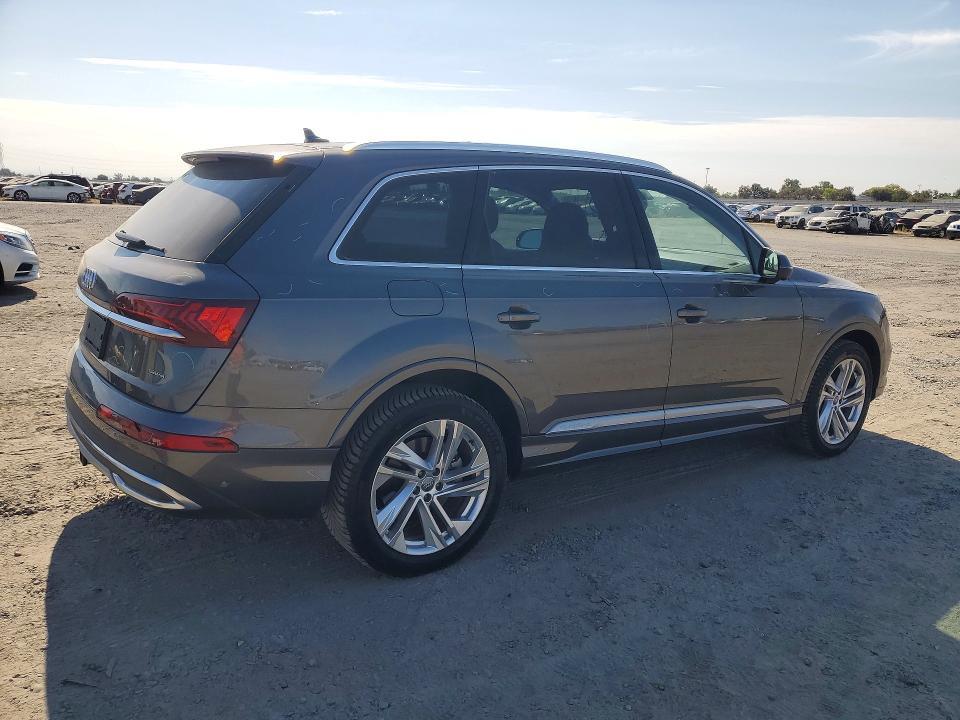 2020 AUDI Q7 PREMIUM PLUS — Фото 3 из 13