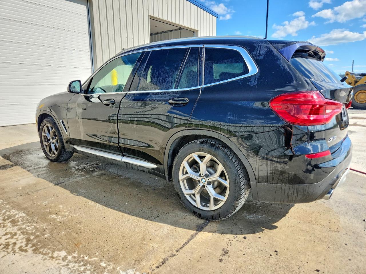5UXTY5C05LLT38459 2020 BMW X3 photo no. 2