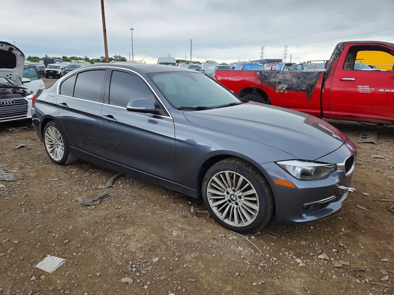 2012 BMW 328 I — Фото 4 из 12