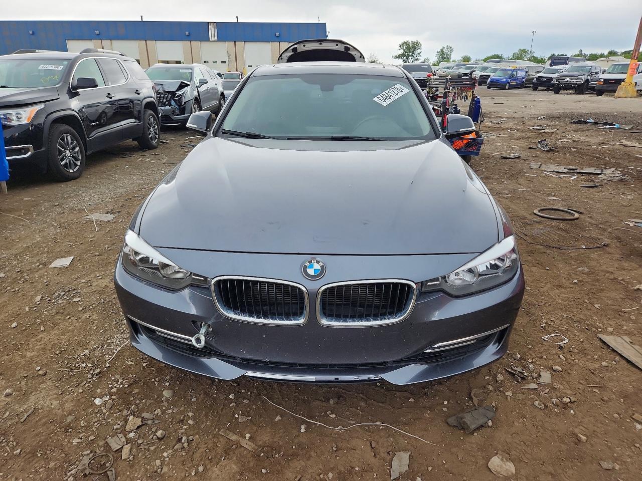 2012 BMW 328 I — Фото 5 из 12