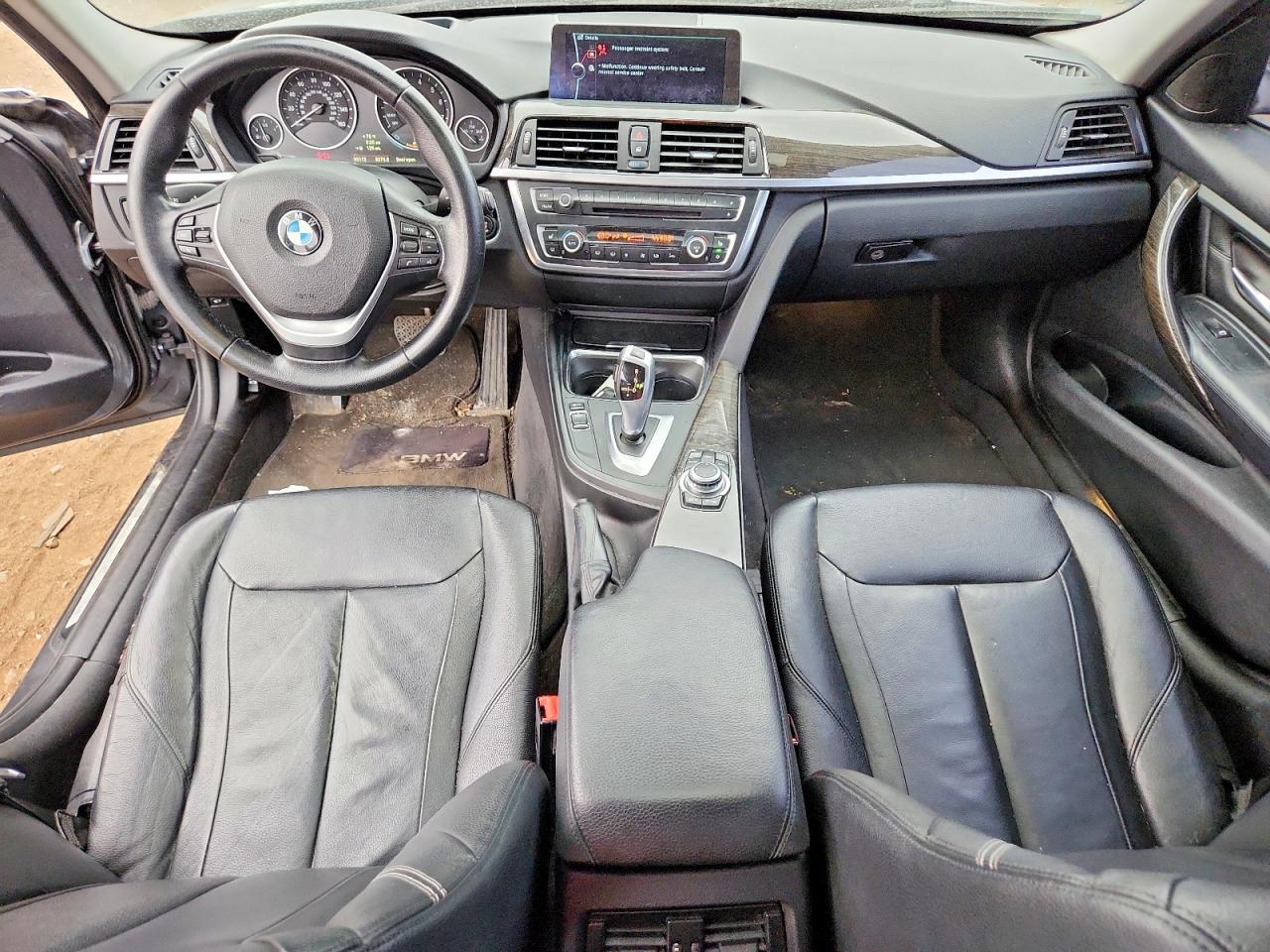 2012 BMW 328 I — Фото 8 из 12