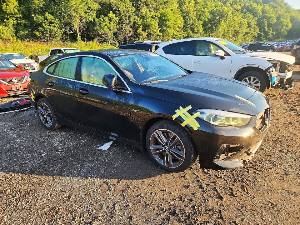 2020 BMW 228XI — Фото 4 из 13