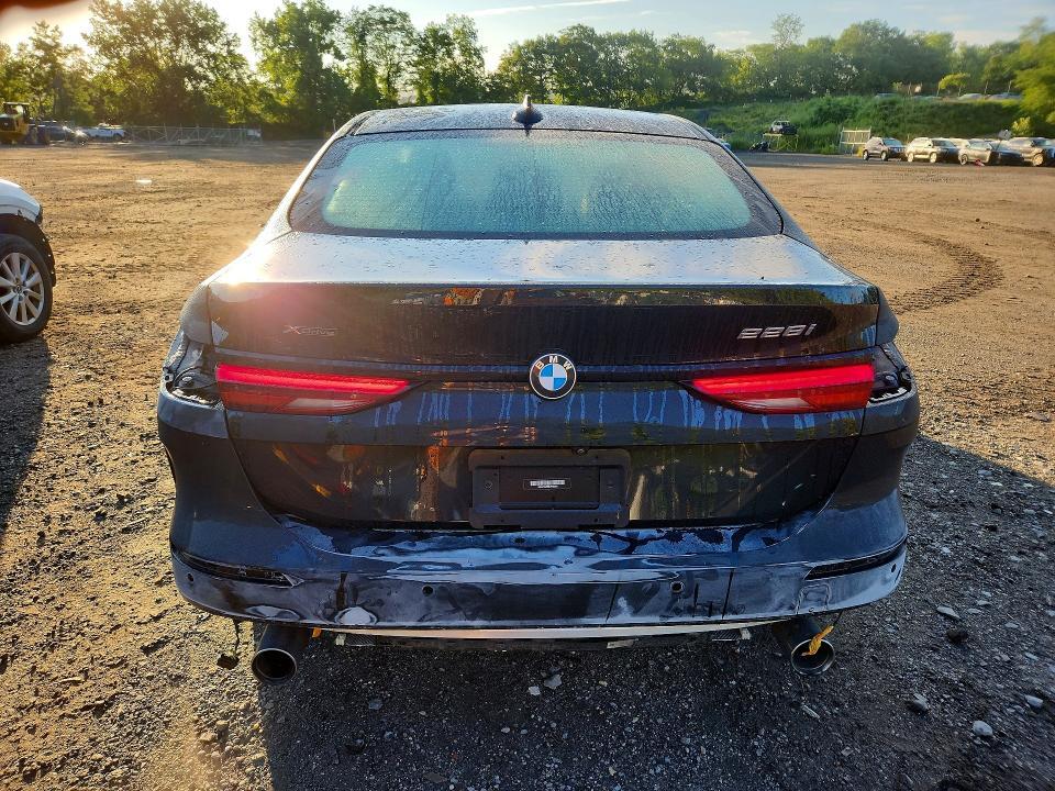 2020 BMW 228XI — Фото 6 из 13