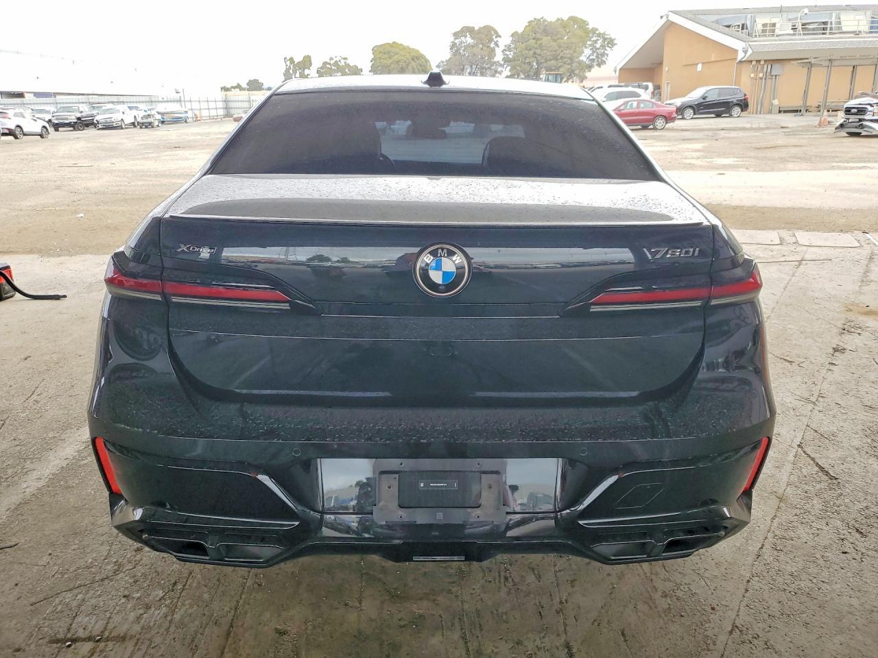 2024 BMW 760 XI — Фото 6 из 12