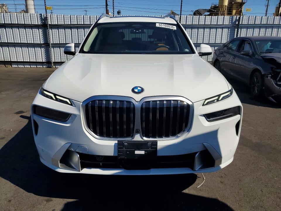 2024 BMW X7 XDRIVE40I — Фото 5 из 13