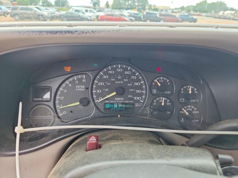 2000 CHEVROLET SILVERADO K1500 — Фото 9 из 12