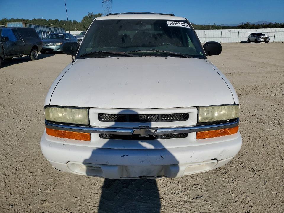 1GNCS13X54K105222 2004 CHEVROLET BLAZER photo no. 5