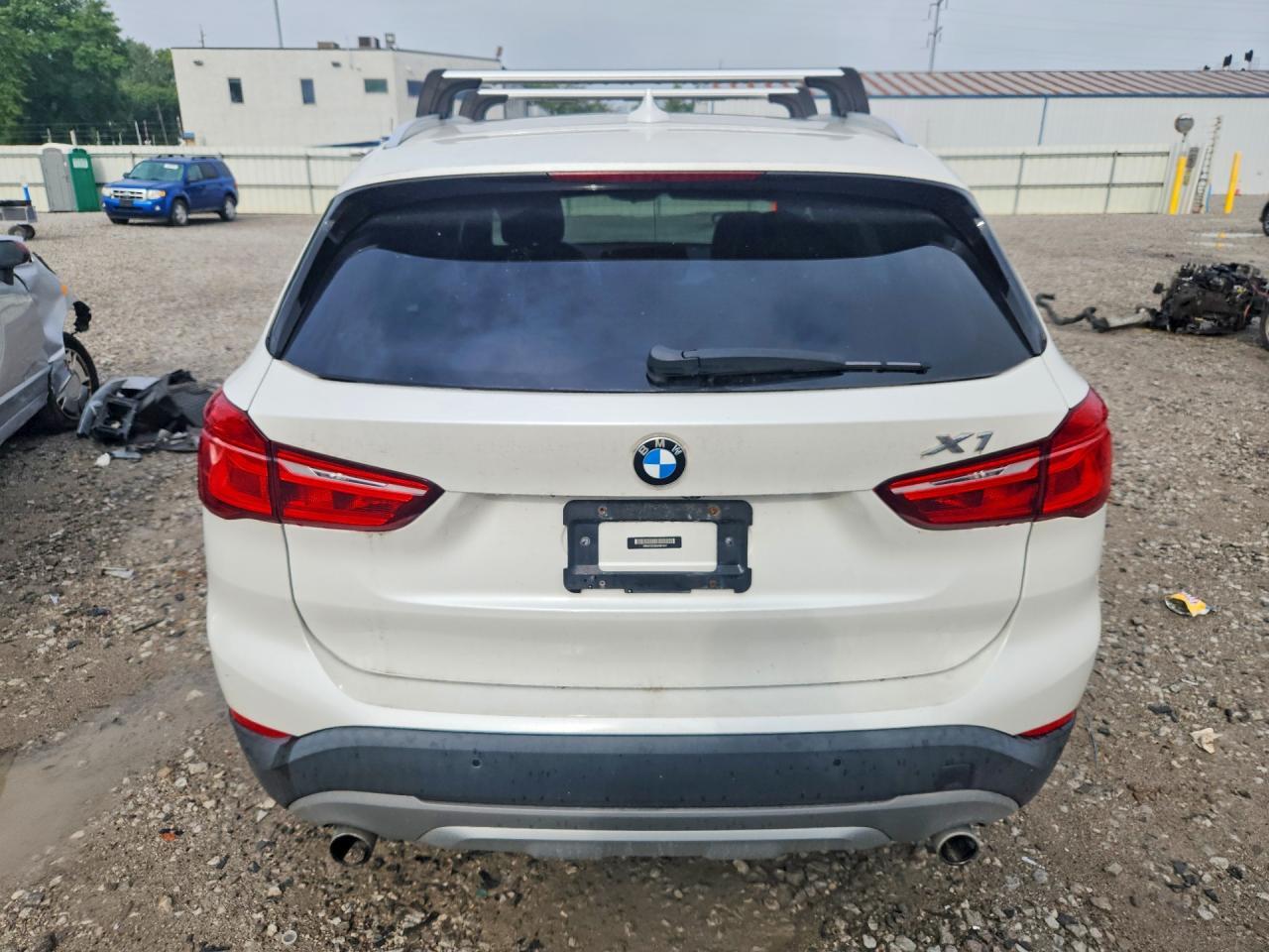 2016 BMW X1 XDRIVE28I — Фото 6 из 13