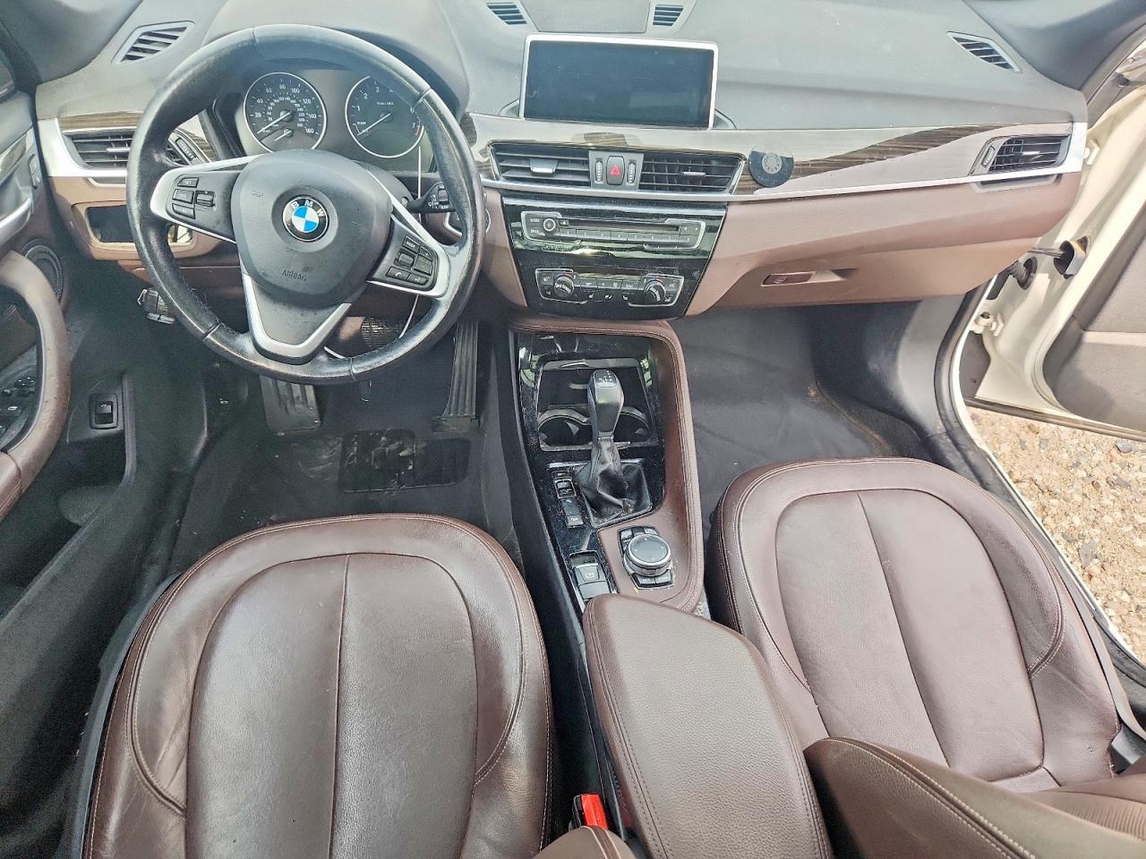 2016 BMW X1 XDRIVE28I — Фото 8 из 13