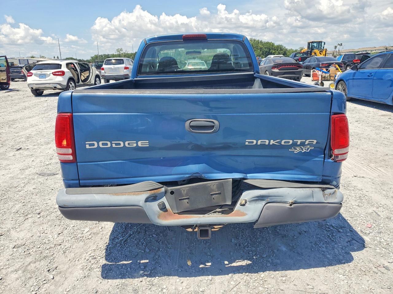 2004 DODGE DAKOTA SXT — Фото 6 из 12