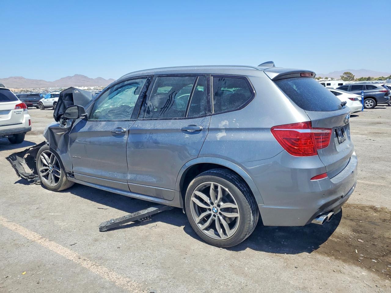 2016 BMW X3 XDRIVE28I — Фото 2 из 13