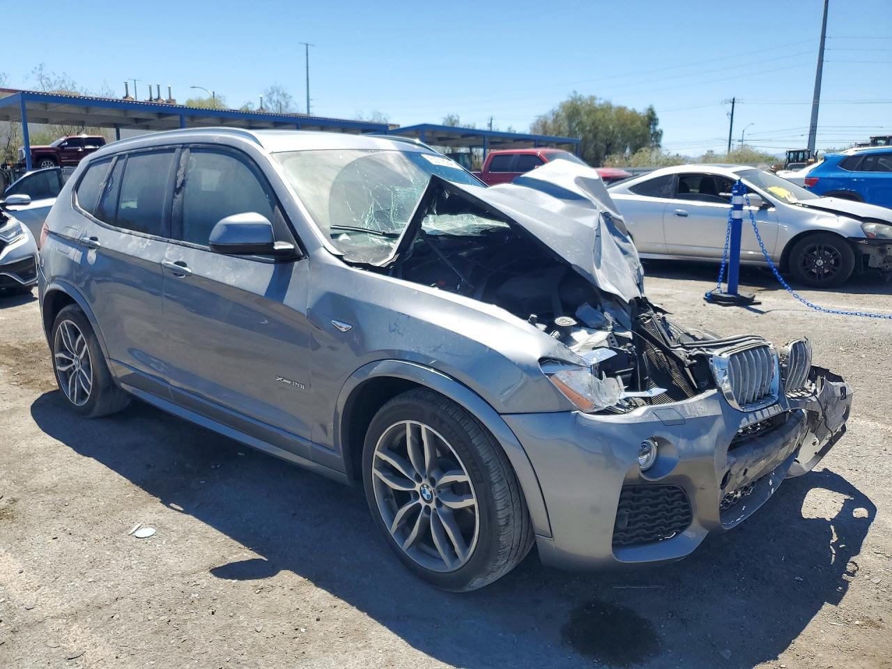2016 BMW X3 XDRIVE28I — Фото 4 из 13