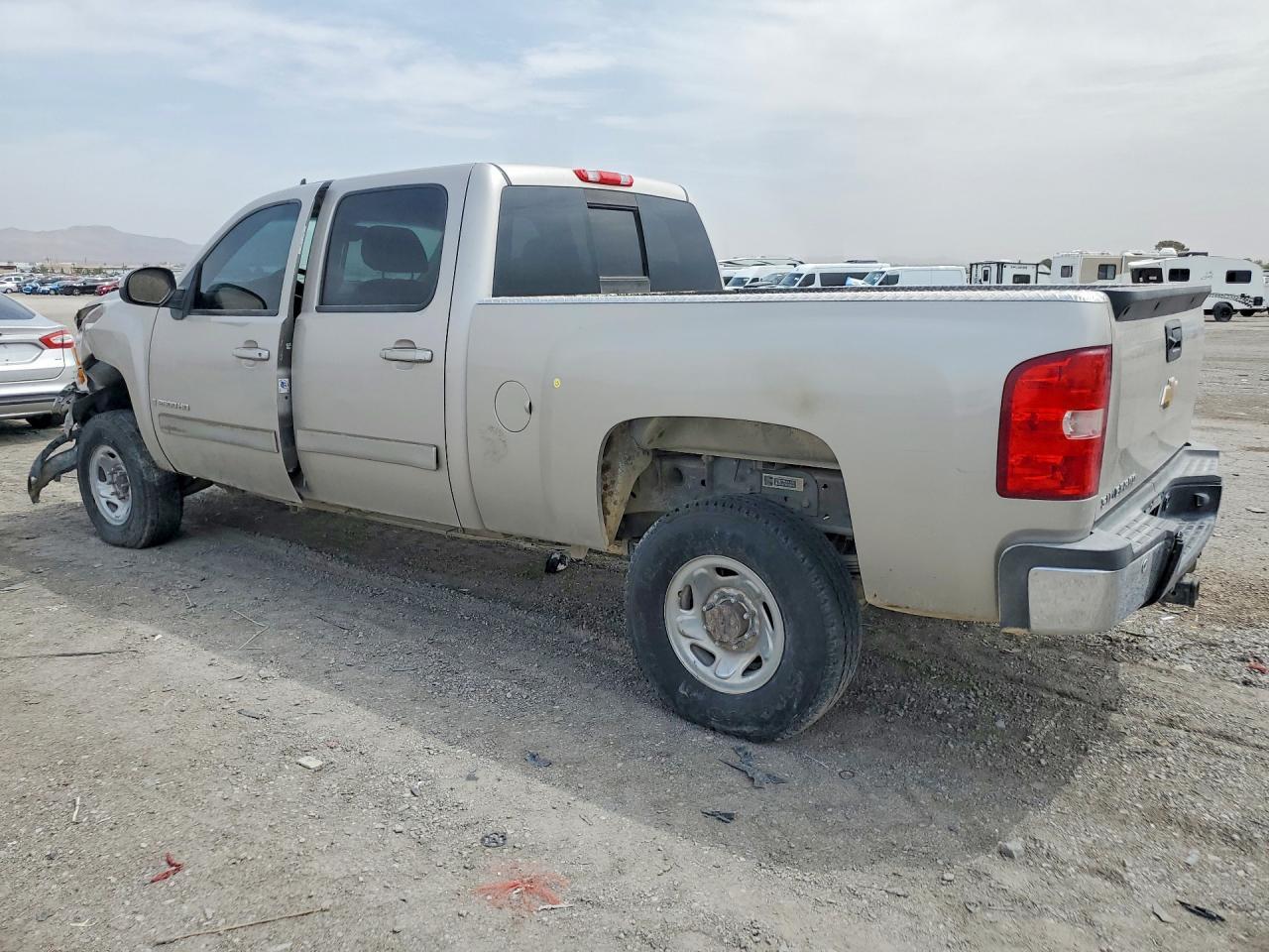 2008 CHEVROLET SILVERADO K2500 HEAVY DUTY — Фото 2 из 12