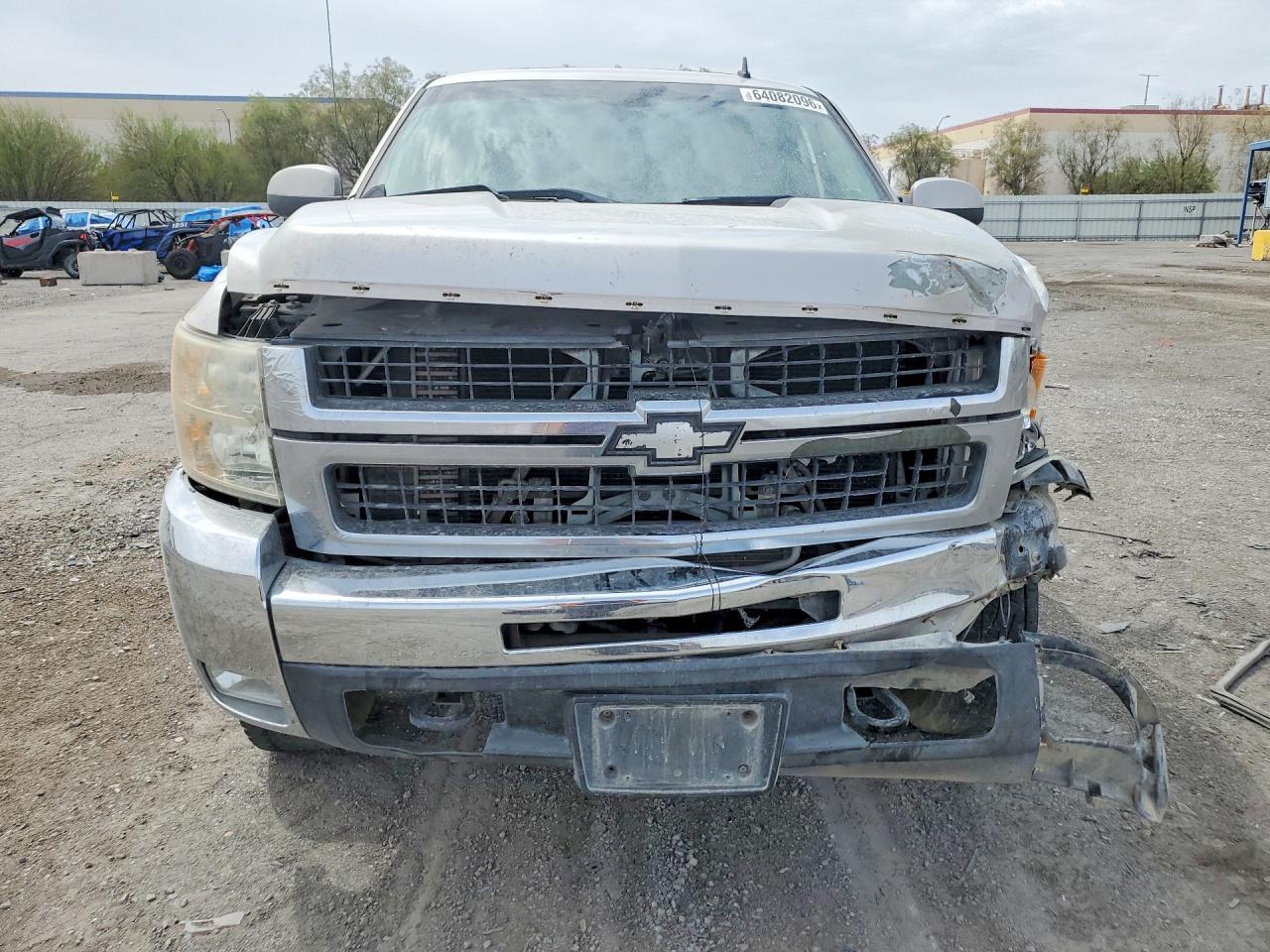 2008 CHEVROLET SILVERADO K2500 HEAVY DUTY — Фото 5 из 12