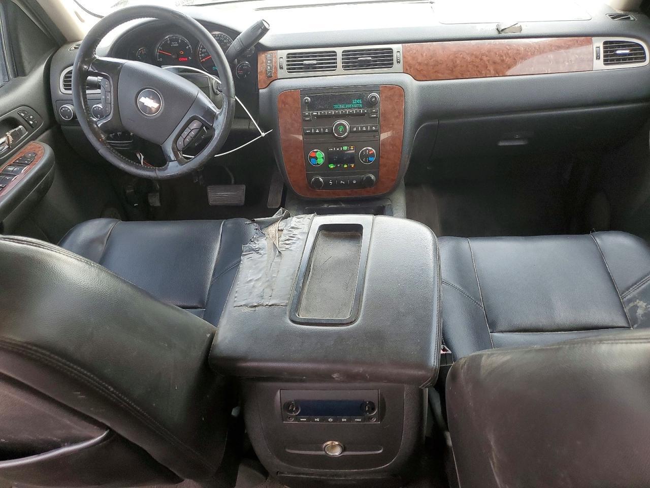 2008 CHEVROLET SILVERADO K2500 HEAVY DUTY — Фото 8 из 12