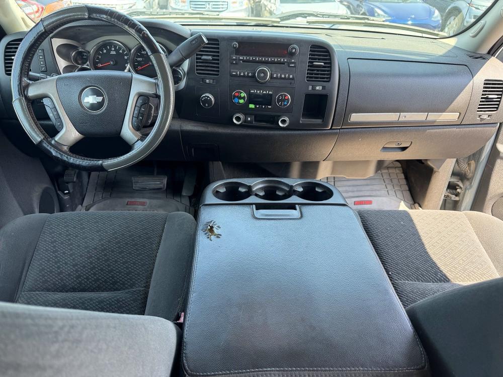 2008 CHEVROLET SILVERADO K1500 — Фото 9 из 10