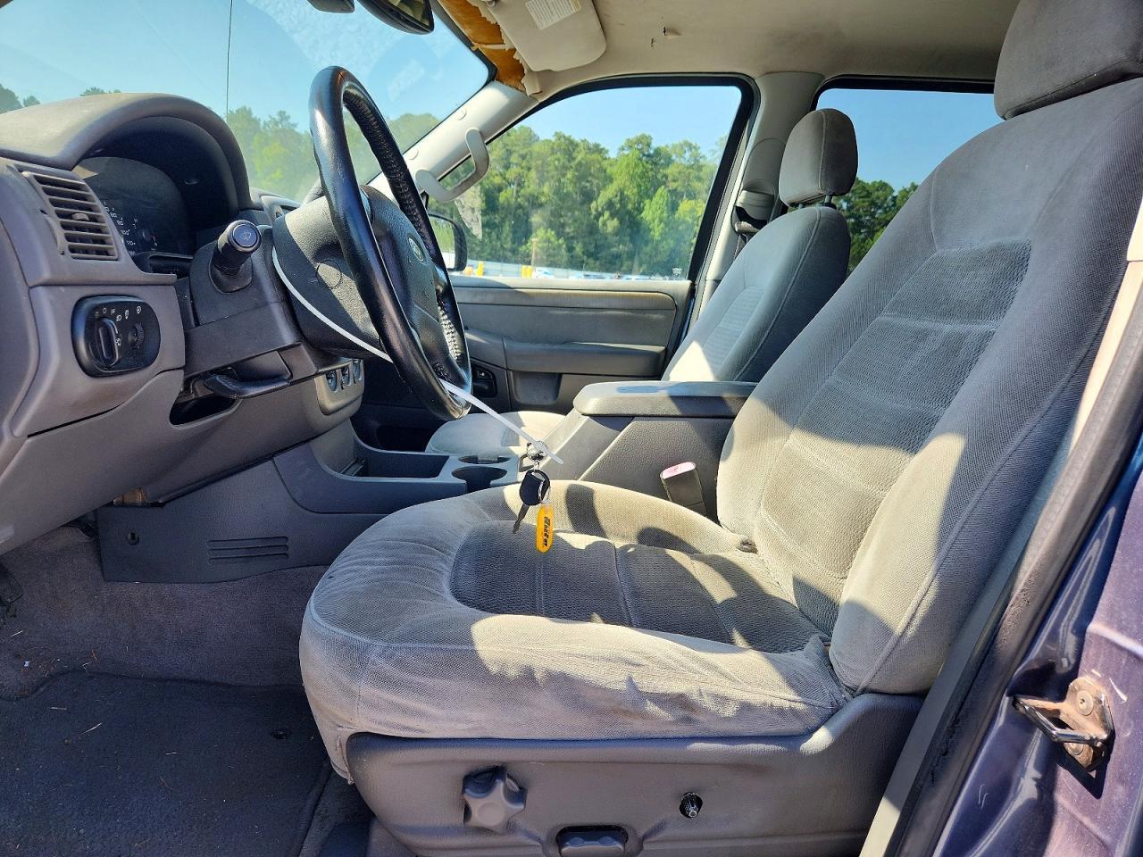 2004 FORD EXPLORER XLT — Фото 7 из 13