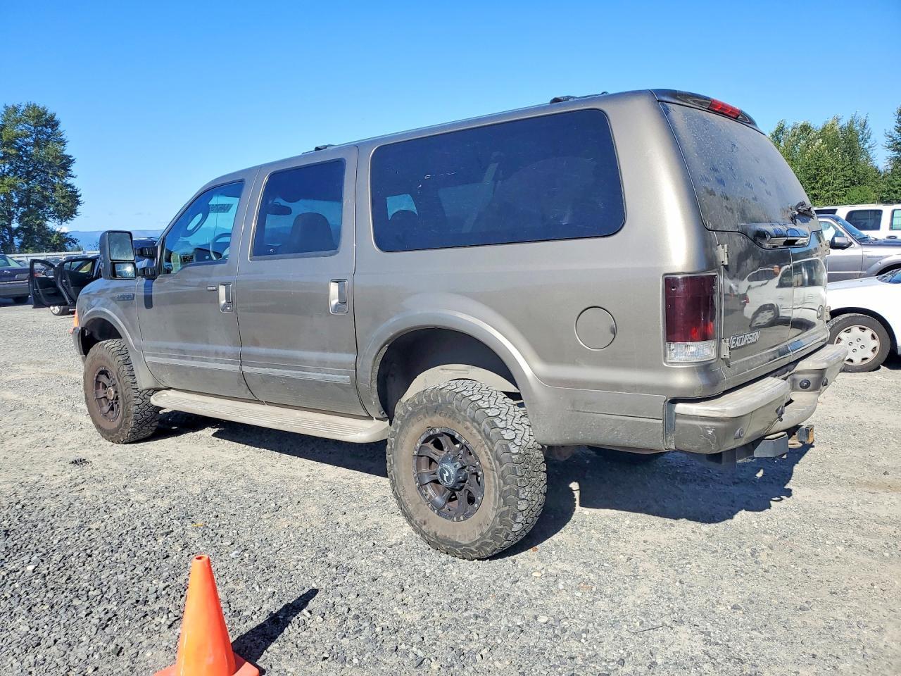 2004 FORD EXCURSION LIMITED — Фото 2 из 13