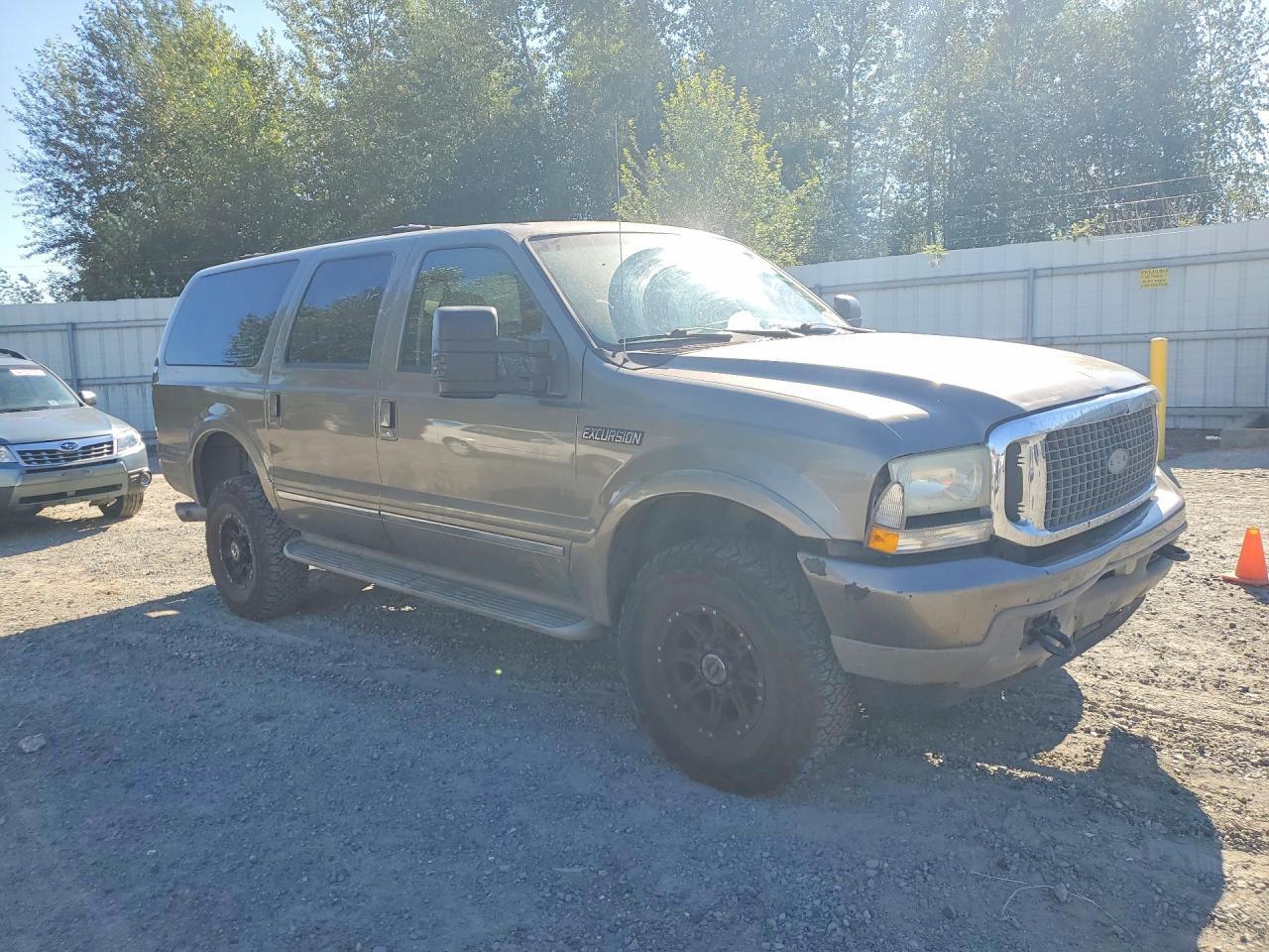 2004 FORD EXCURSION LIMITED — Фото 4 из 13
