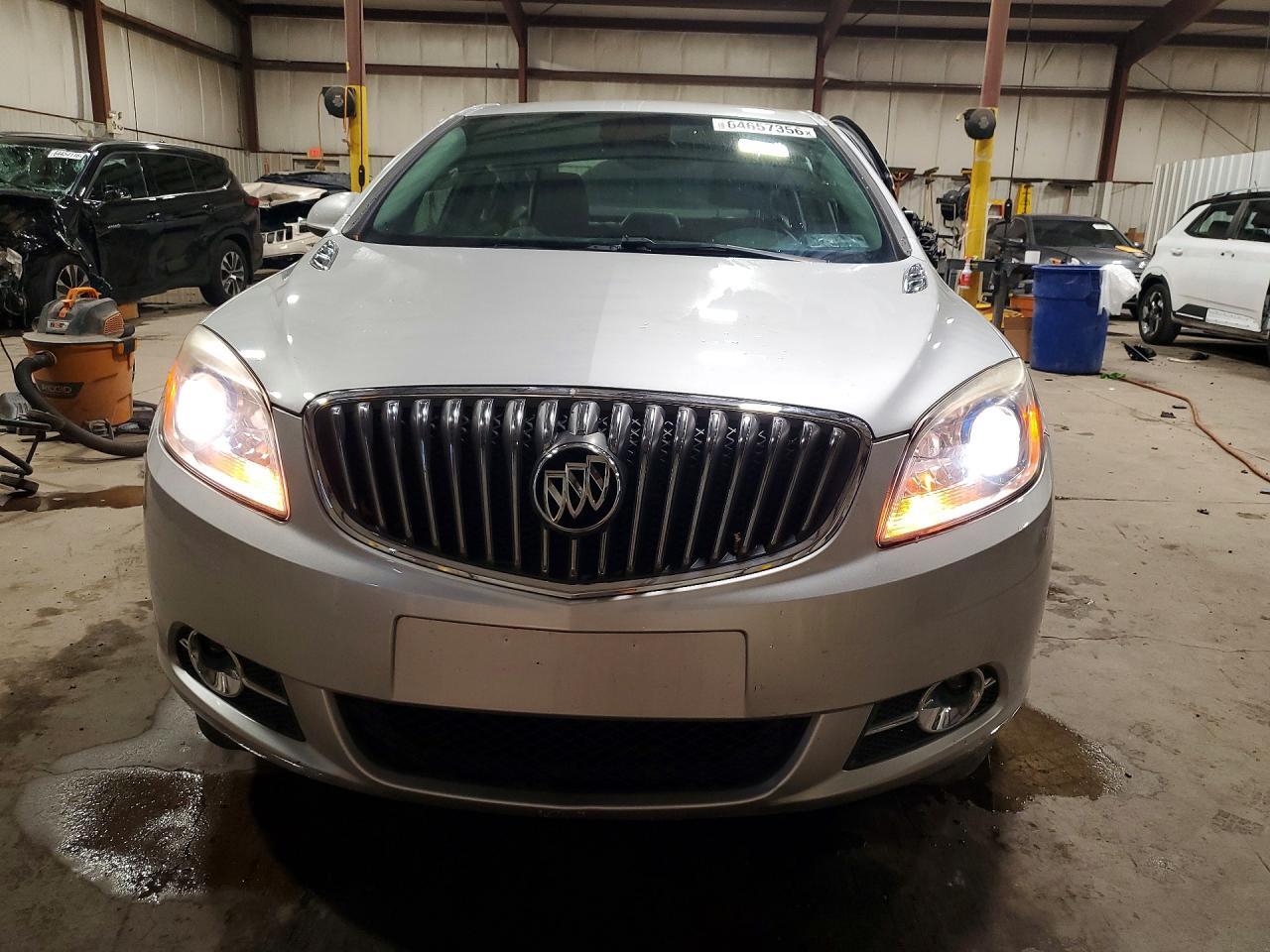 2016 BUICK VERANO SPORT TOURING — Фото 5 из 12