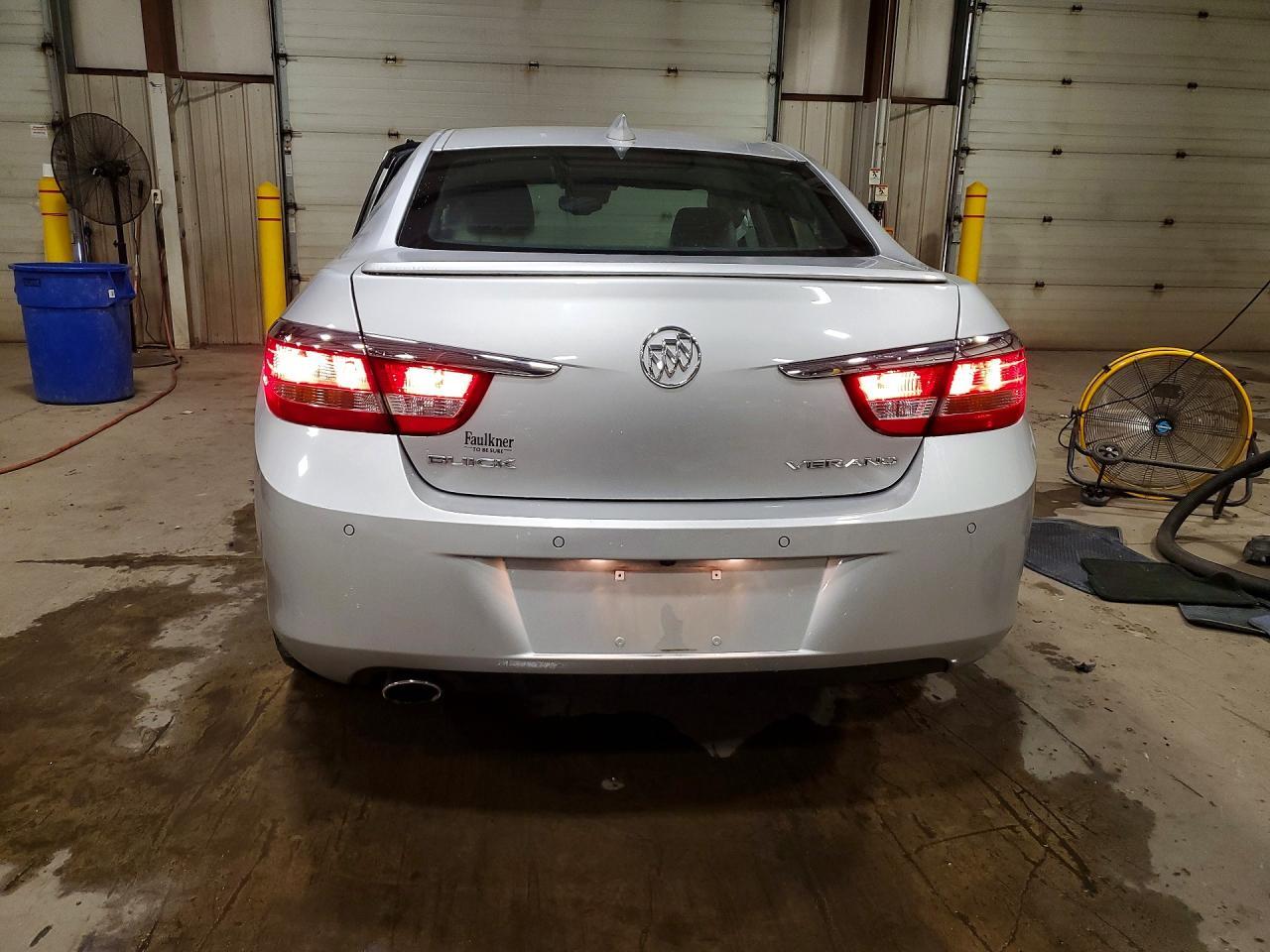2016 BUICK VERANO SPORT TOURING — Фото 6 из 12