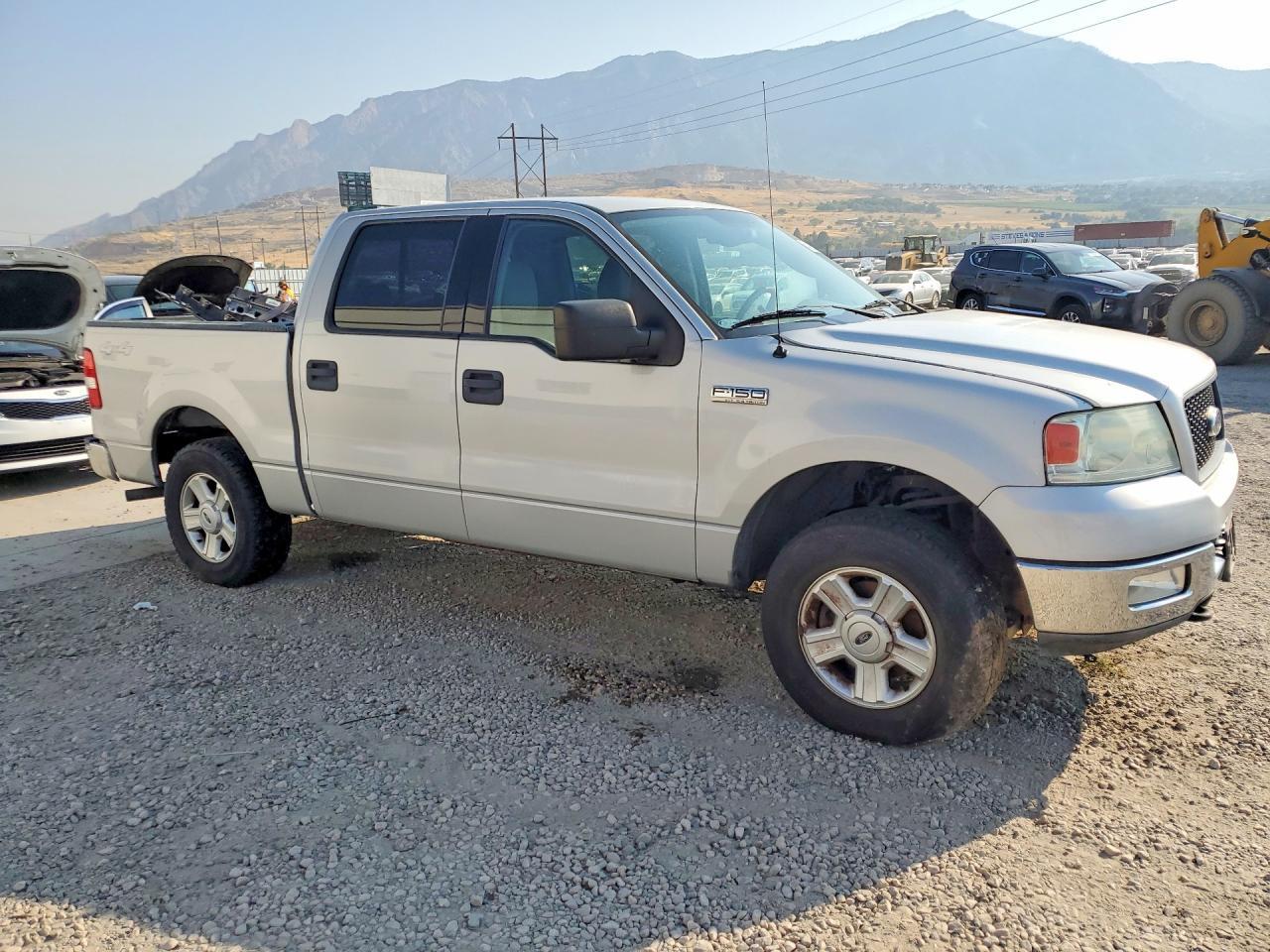 1FTPW14594KD05631 2004 FORD F150 photo no. 4