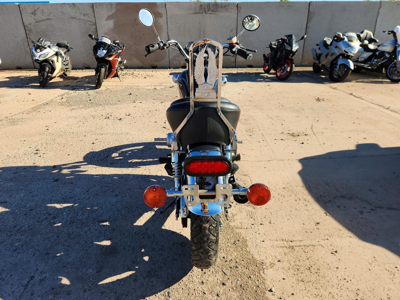1981 HONDA CB750 C — Фото 4 из 9