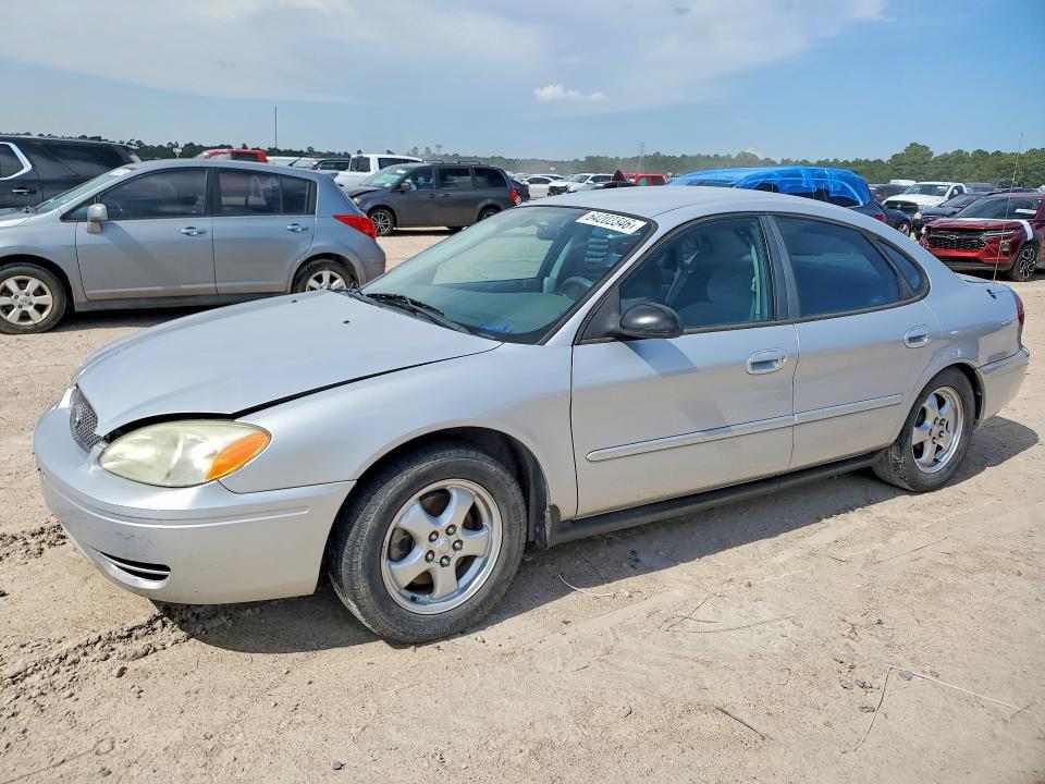 2004 FORD TAURUS 1FAFP53U24G150647