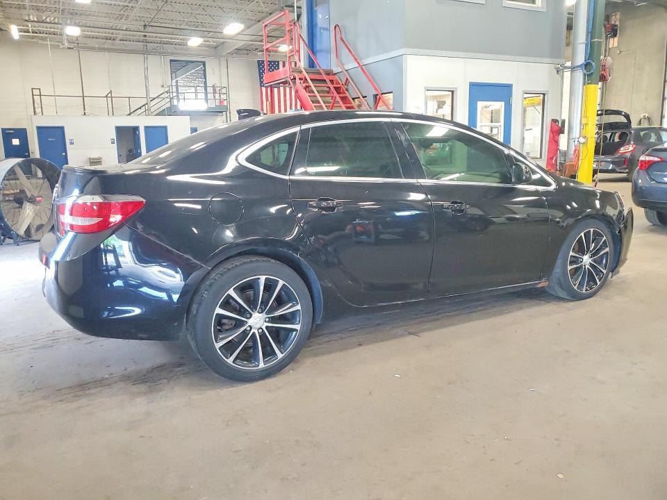 2016 BUICK VERANO SPORT TOURING — Фото 3 из 12