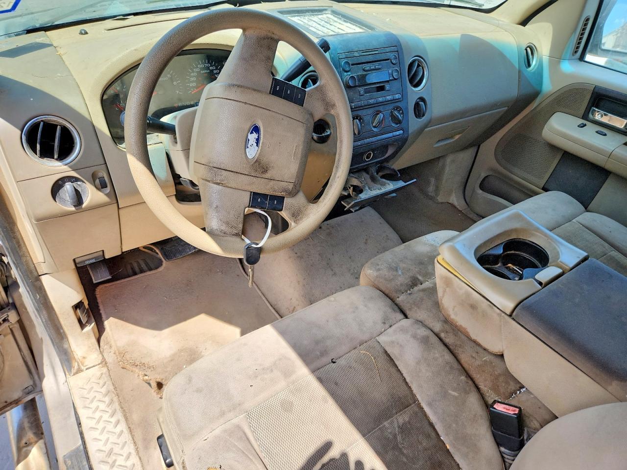 2004 FORD F150 — Фото 8 из 12