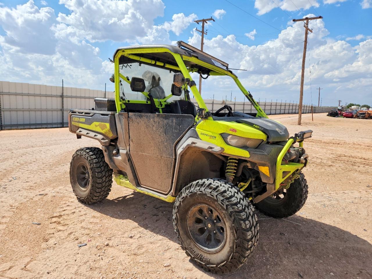 2020 CAN-AM DEFENDER 3JBUWAX43LK001299