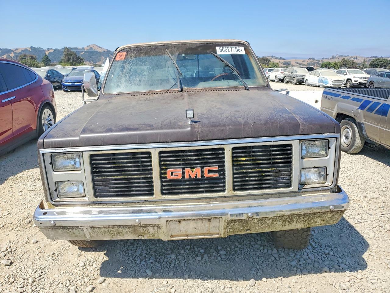 1985 GMC C2500 — Фото 5 из 12