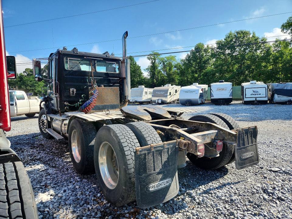 2000 FREIGHTLINER FL112 SEMI TRUCK — Фото 2 из 12