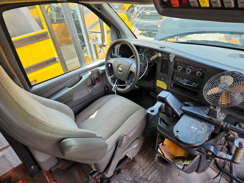 2012 CHEVROLET EXPRESS G3 - SCHOOL BUS — Фото 5 из 10