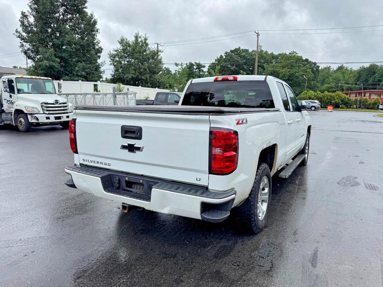 2016 CHEVROLET SILVERADO K1500 LT — Фото 3 из 12