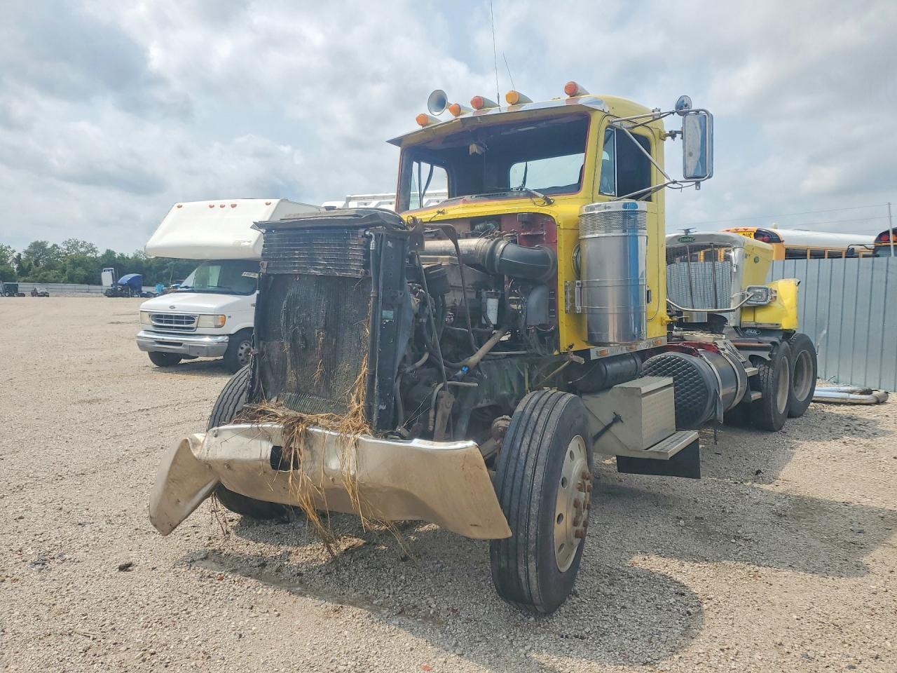 1989 PETERBILT 379 1XP5D29X1KD280902