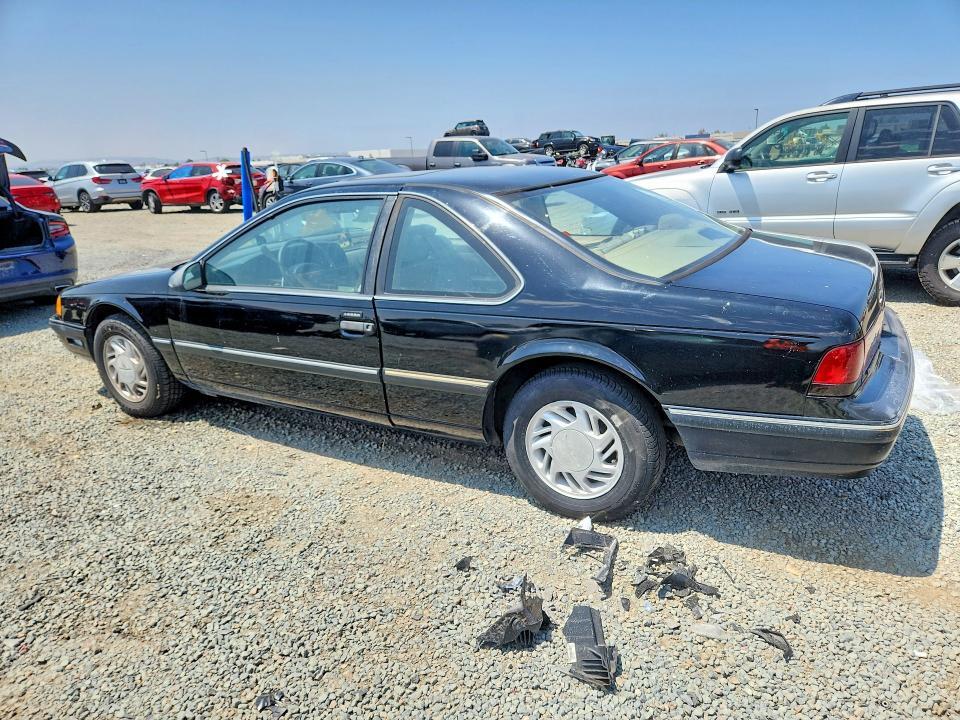 1FAPP6245KH202453 1989 FORD THUNDERBIRD photo no. 2