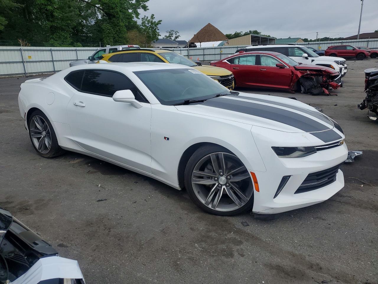 2016 CHEVROLET CAMARO LT — Фото 4 из 13
