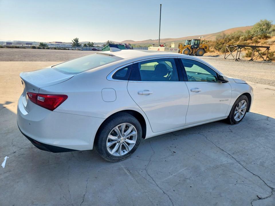 2024 CHEVROLET MALIBU LT — Фото 3 из 12
