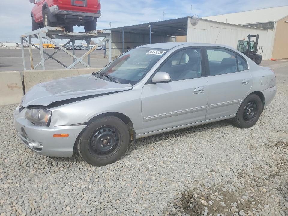 2004 HYUNDAI ELANTRA KMHDN46D14U887767