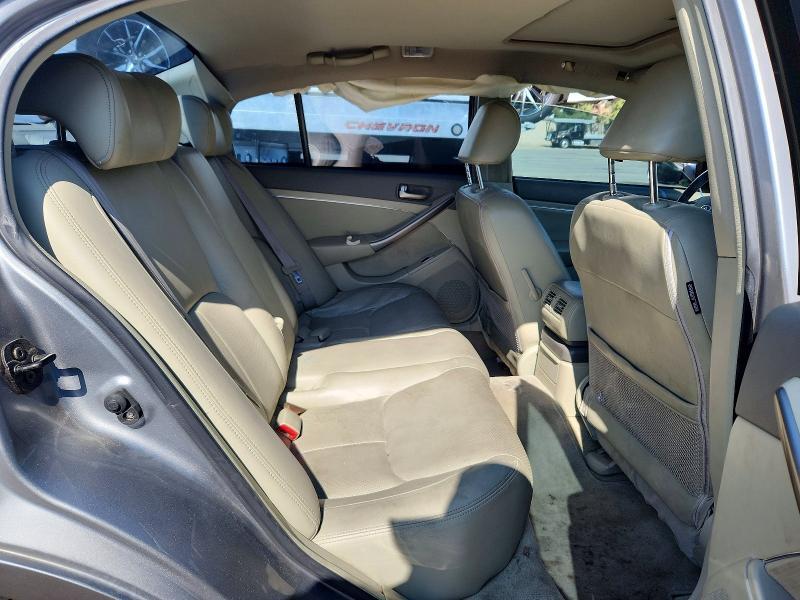 2004 INFINITI G35 BASE — Фото 10 из 12
