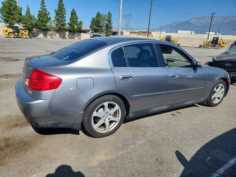 2004 INFINITI G35 BASE — Фото 3 из 12