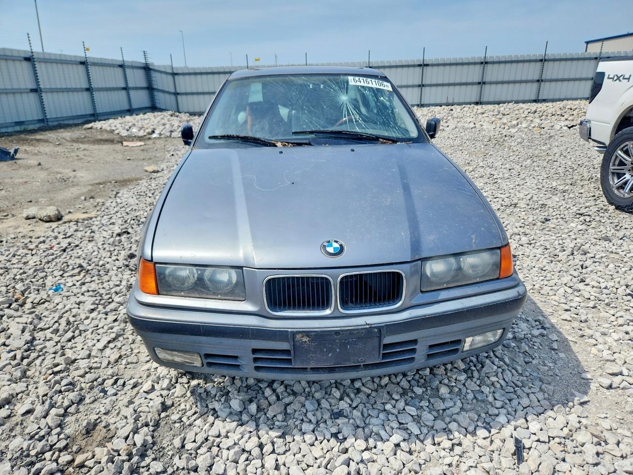 WBACB4312NFF89656 1992 BMW 325 photo no. 5