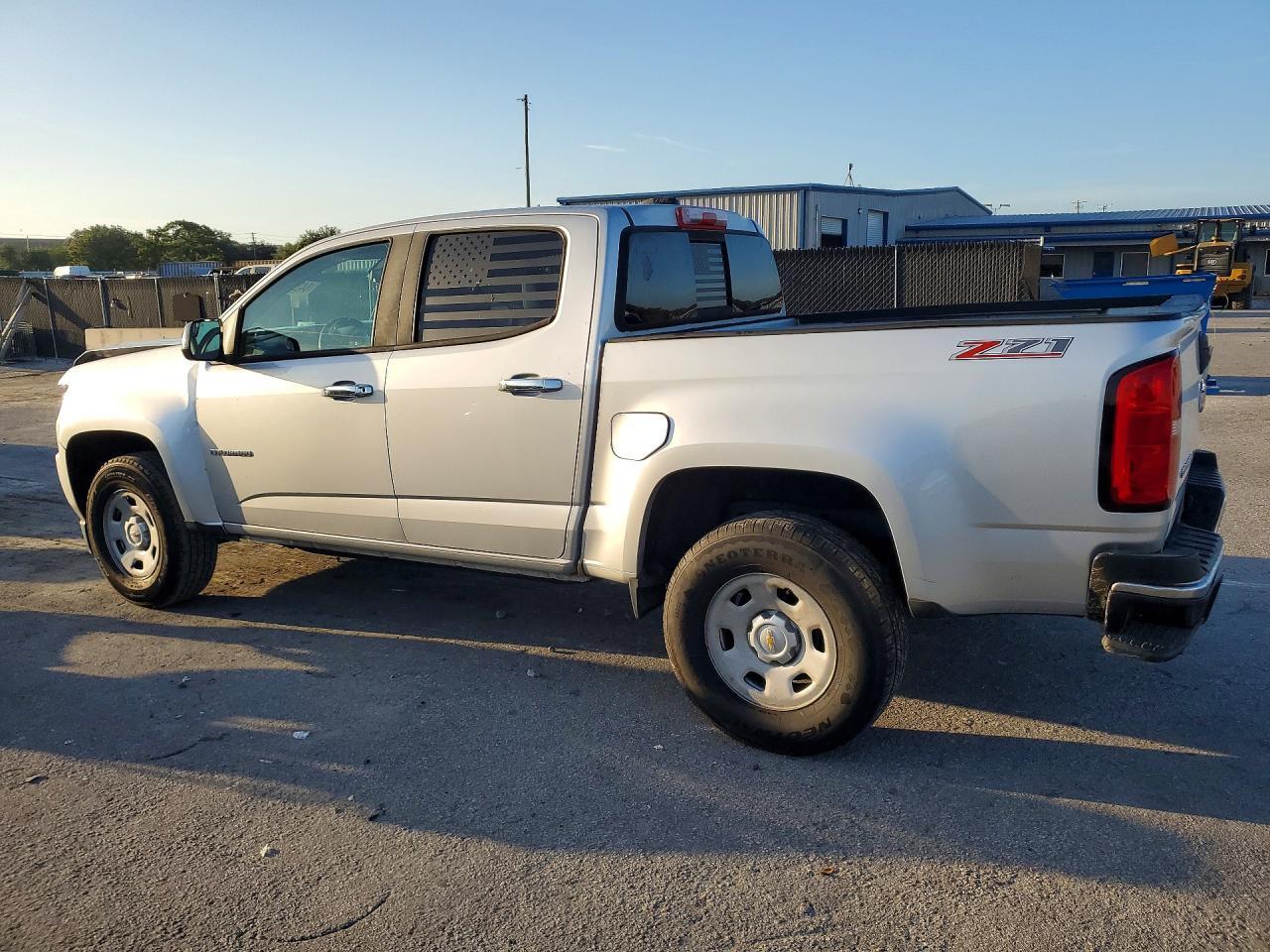 2016 CHEVROLET COLORADO Z71 — Фото 2 из 12
