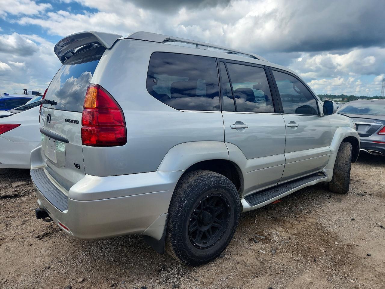2004 LEXUS GX 470 — Фото 3 из 12
