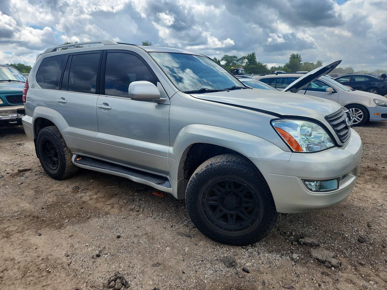 2004 LEXUS GX 470 — Фото 4 из 12
